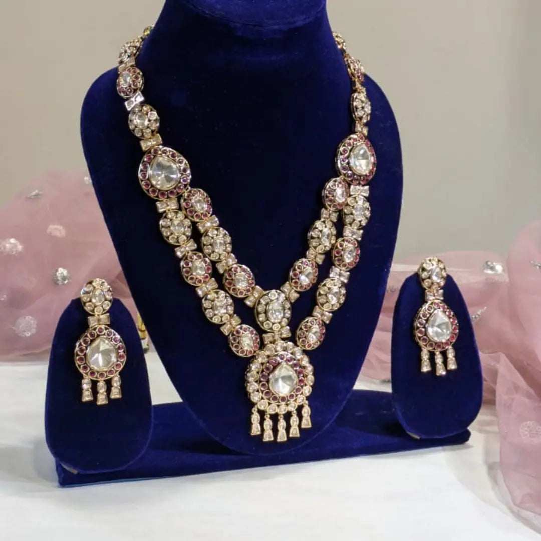 2 layered kundan & carat polish Set of Earrings & Necklace